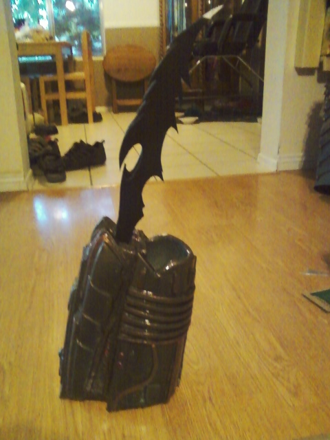 blade gauntlet