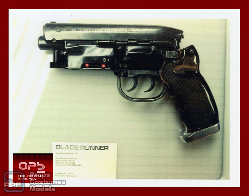 blade runner deckard hero pistol left side