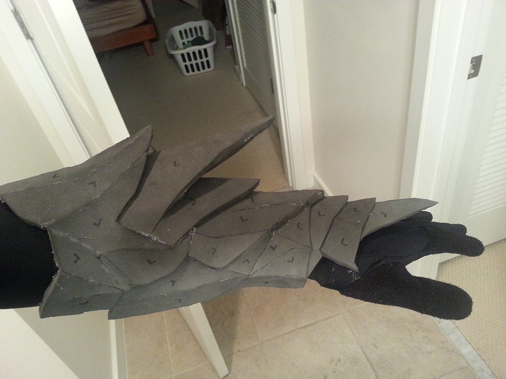 Bracer detail