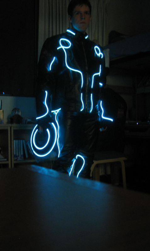 Careful taking pictures with this stuff - flash makes the glow not show up, but a standard camera will often times blur the image without flash. The c