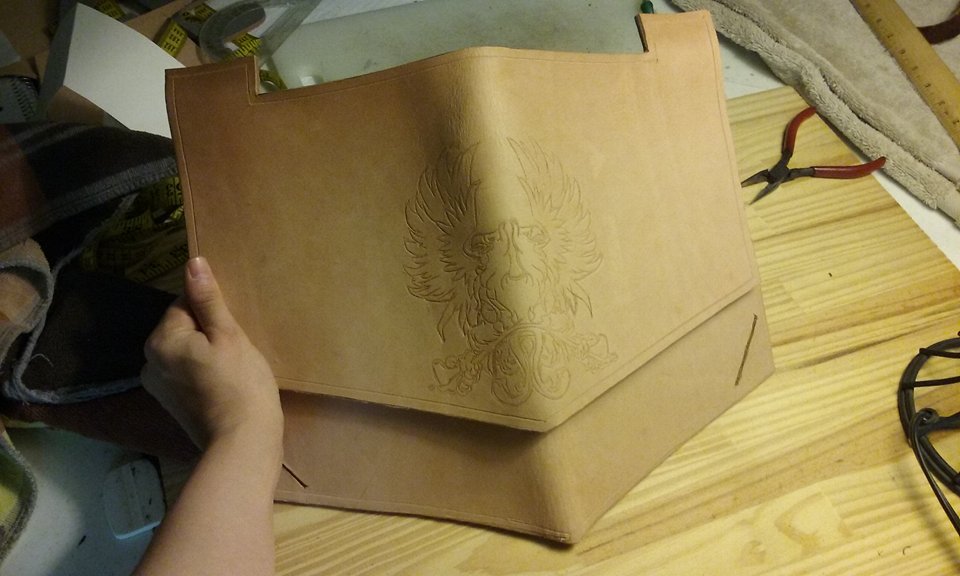 Carving finished, now time for paint!