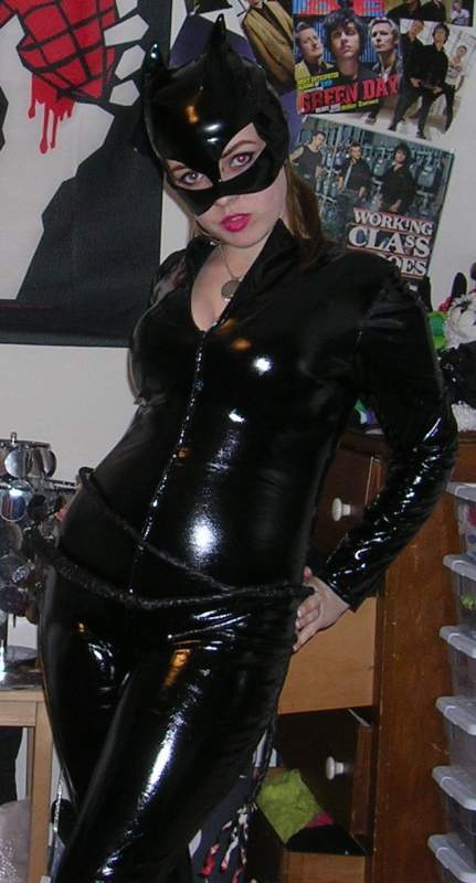 Catwoman progress: Done, sort of.

I've got everything I need for a comic book Catwoman, but there are so many versions of her, I'm just calling thi
