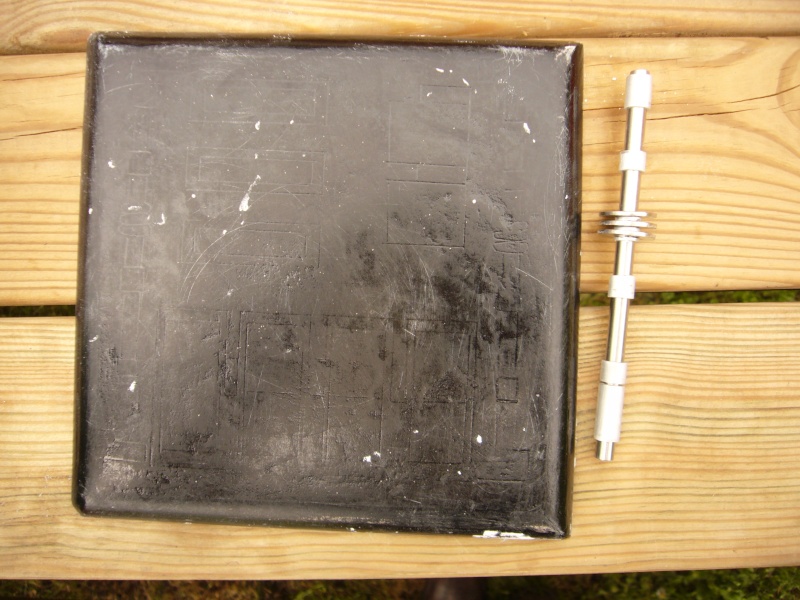 Chestbox made with wood. To mold.