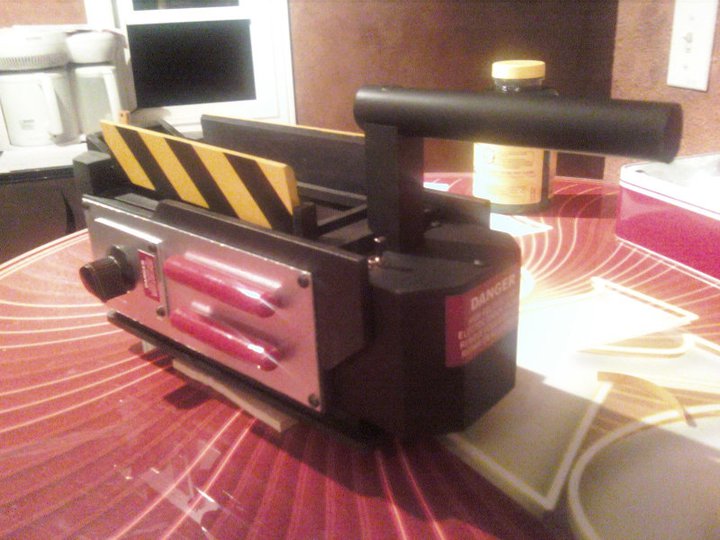 constrution is mostly mdf the metal sides are actually clear plexglass paint silver on the inside since i don"t have a sheet metal cutter