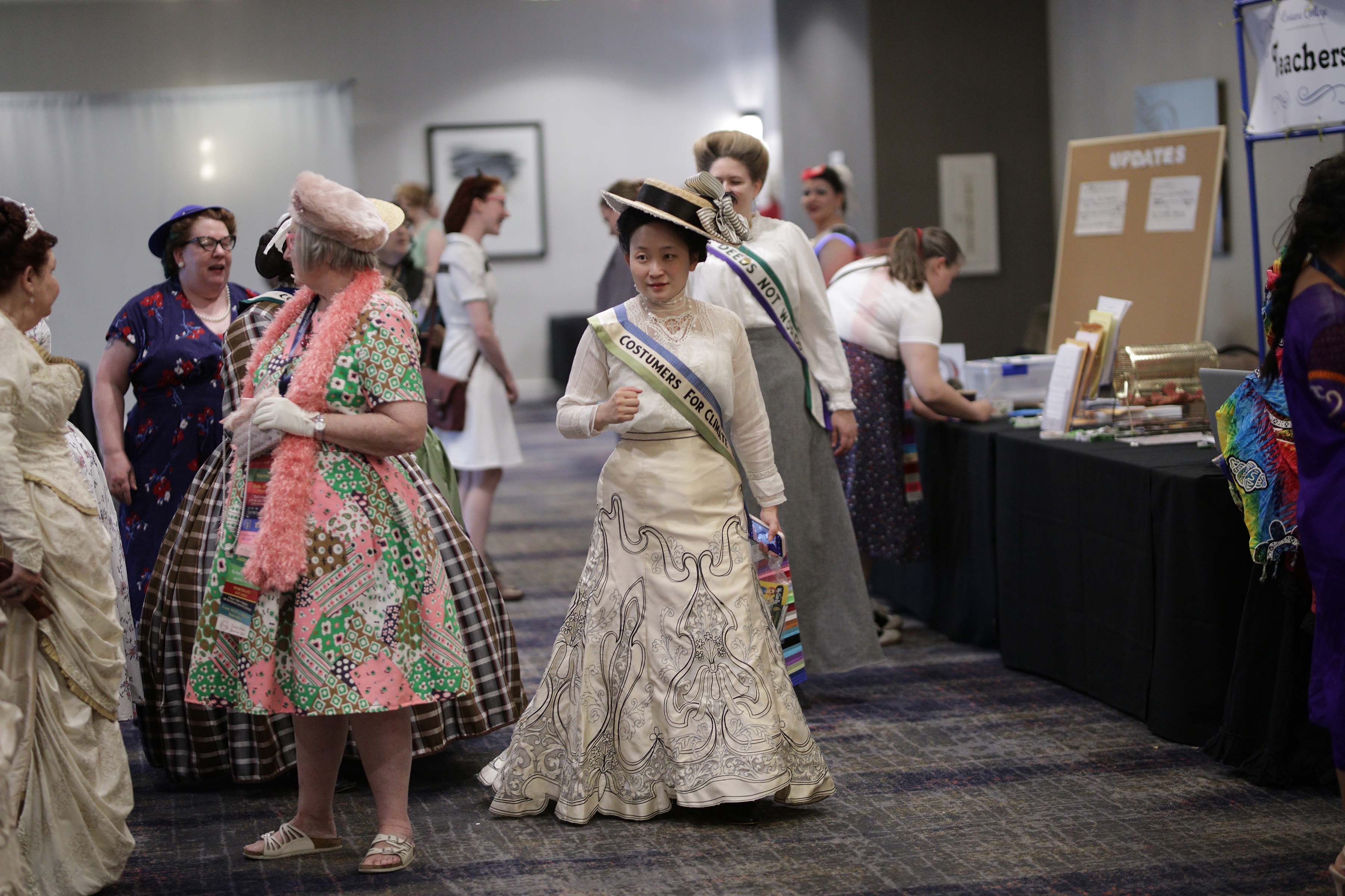 Costume College 2019 - 07.26 - 2 - Hallway 126.jpg