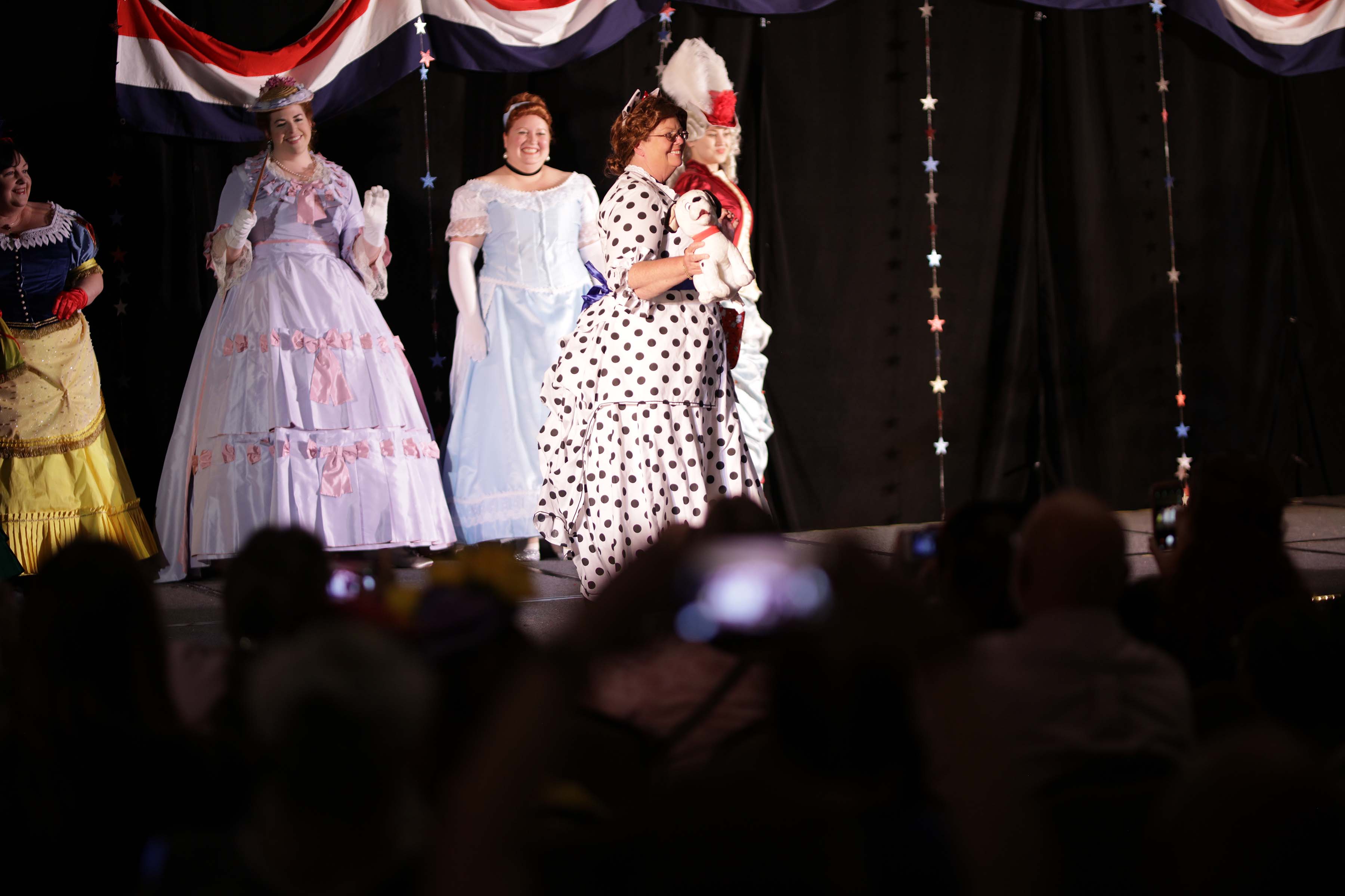 Costume College 2019 - 07.26 - 3 - FNGS 145.jpg