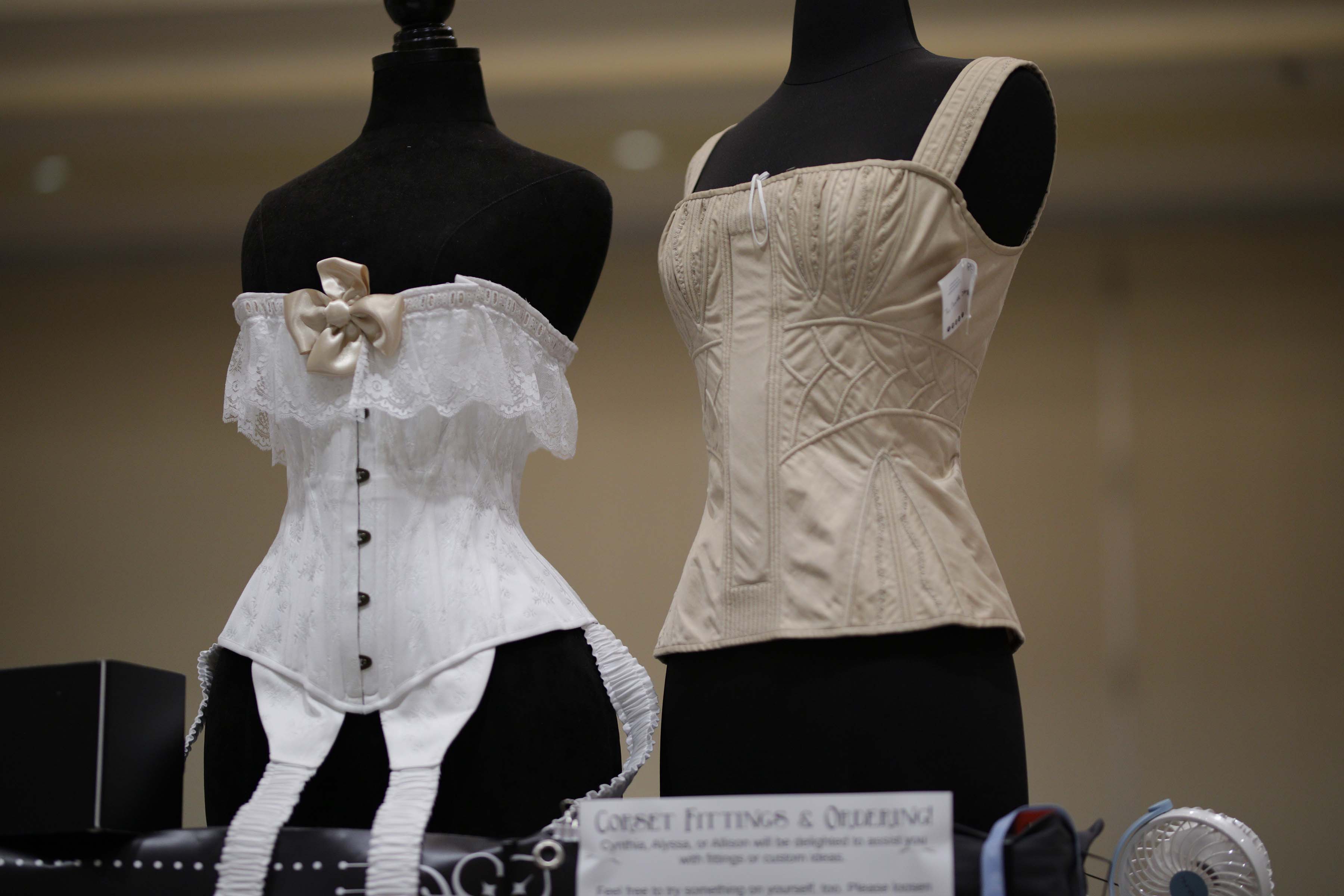 Costume College 2019 - 07.27 - 3 - Marketplace 18.jpg