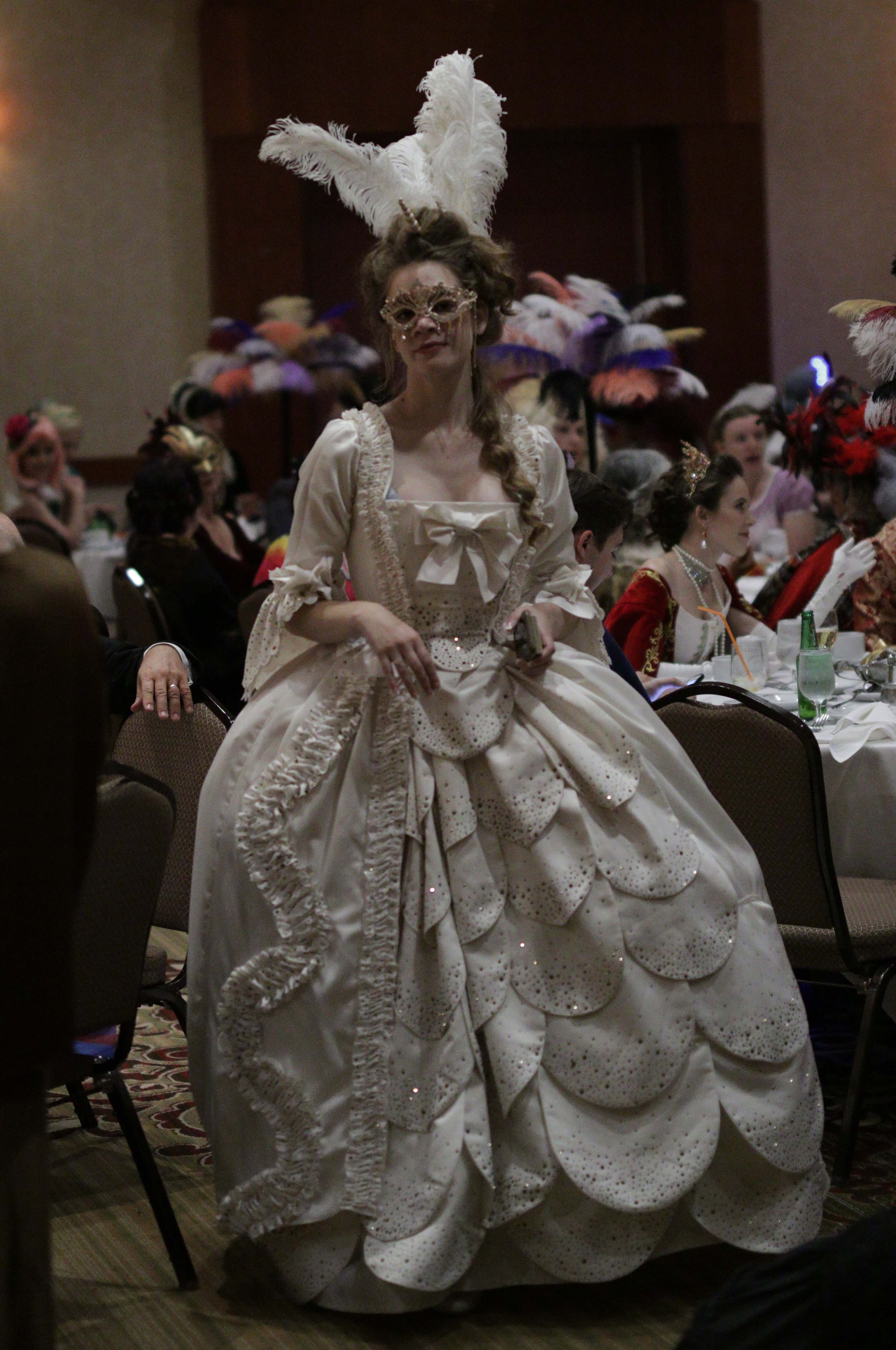 Costume College 2019 - 07.27 - 5 - Gala 009.jpg