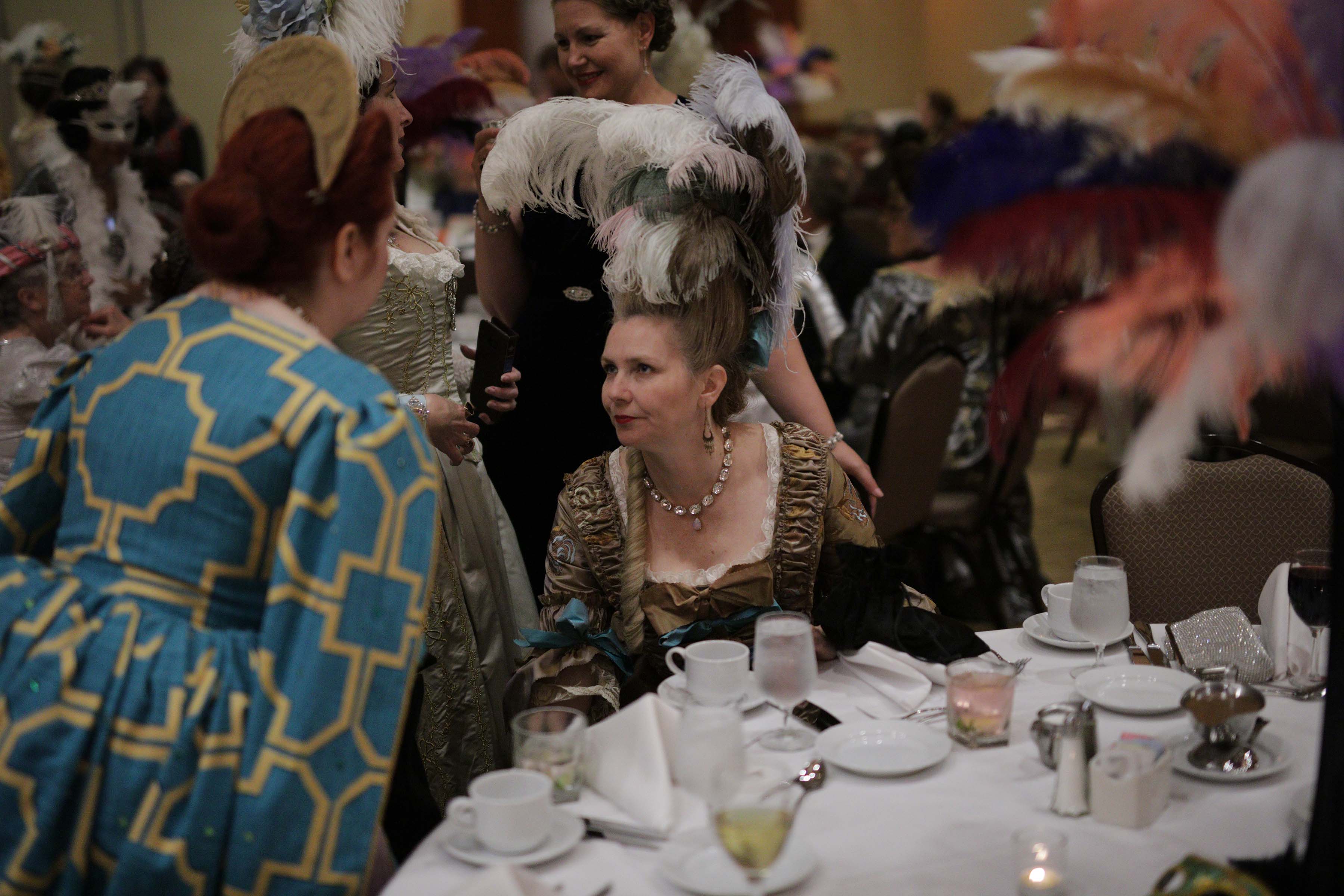 Costume College 2019 - 07.27 - 5 - Gala 013.jpg