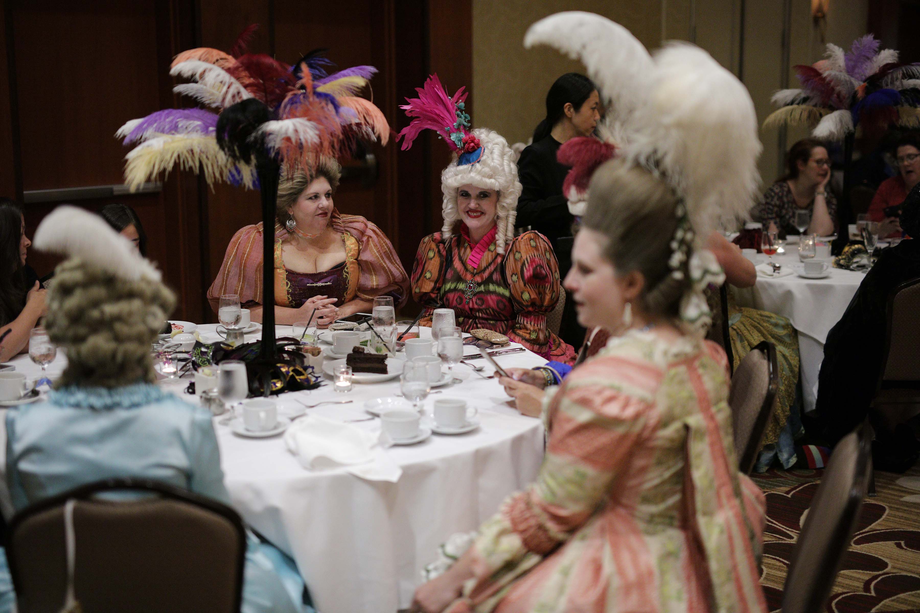 Costume College 2019 - 07.27 - 5 - Gala 022.jpg