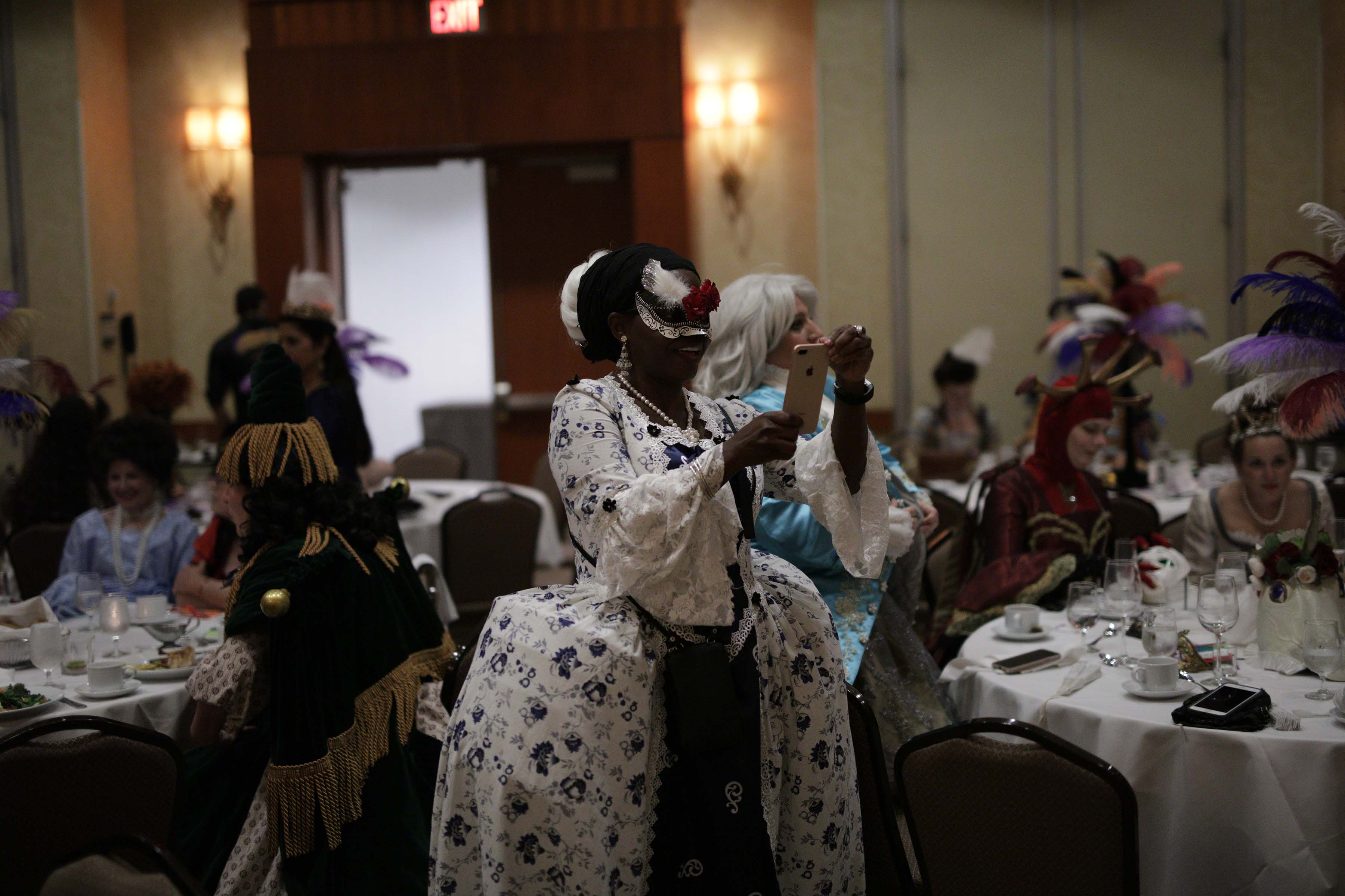 Costume College 2019 - 07.27 - 5 - Gala 034.jpg