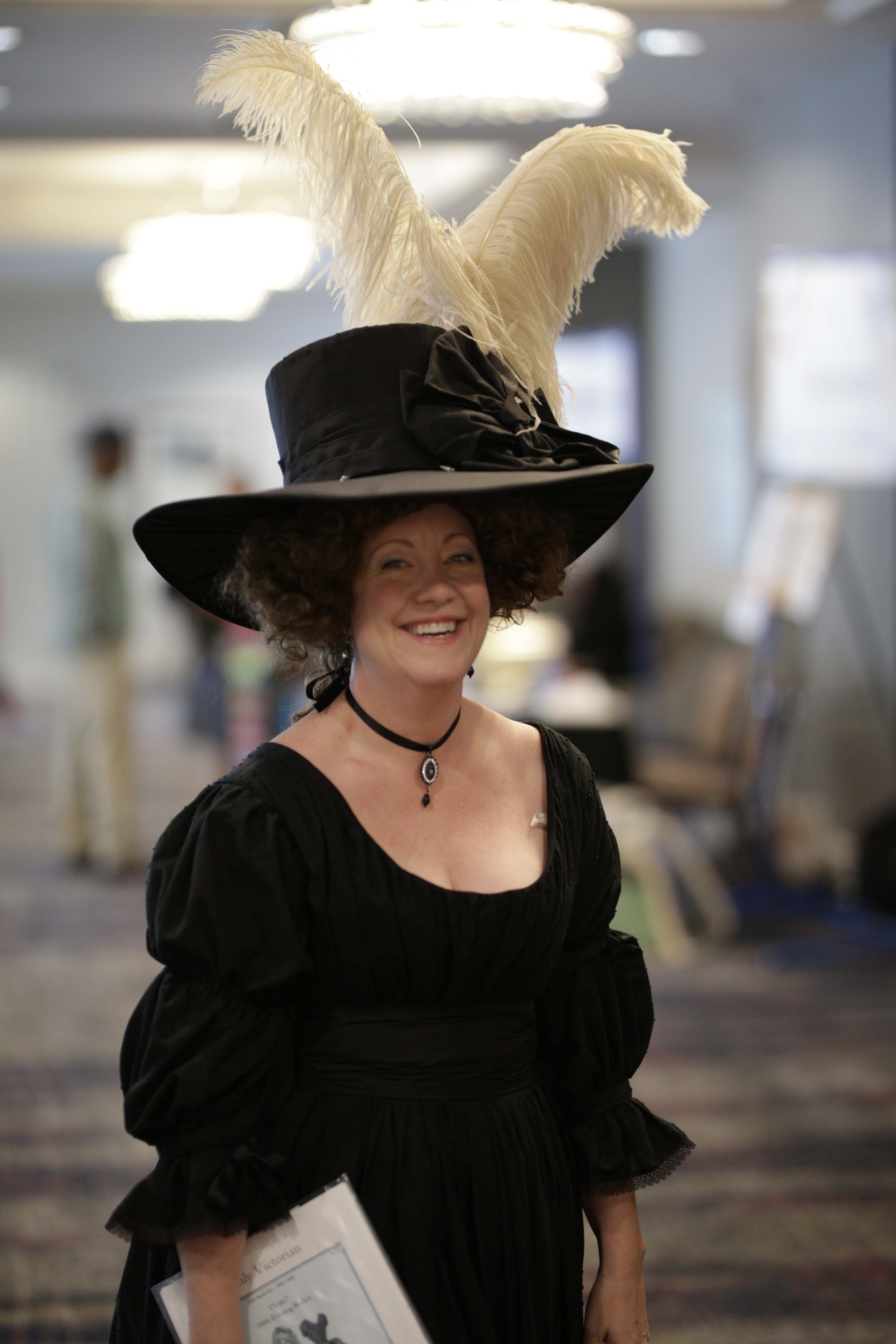 Costume College 2019 - 07.28 - 4 - Hallway 015.jpg