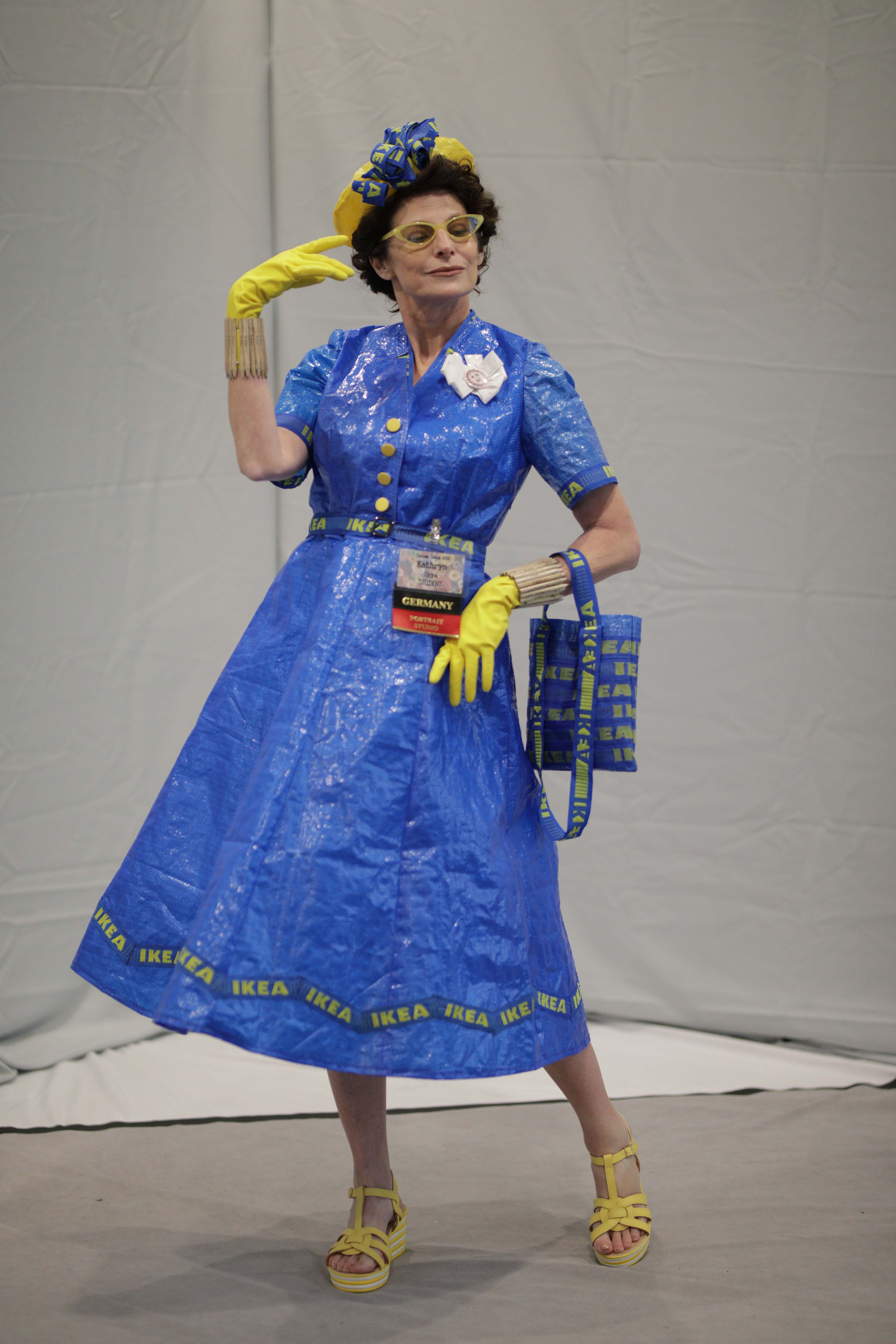 Costume College 2019 - 07.28 - 4 - Hallway 026.jpg