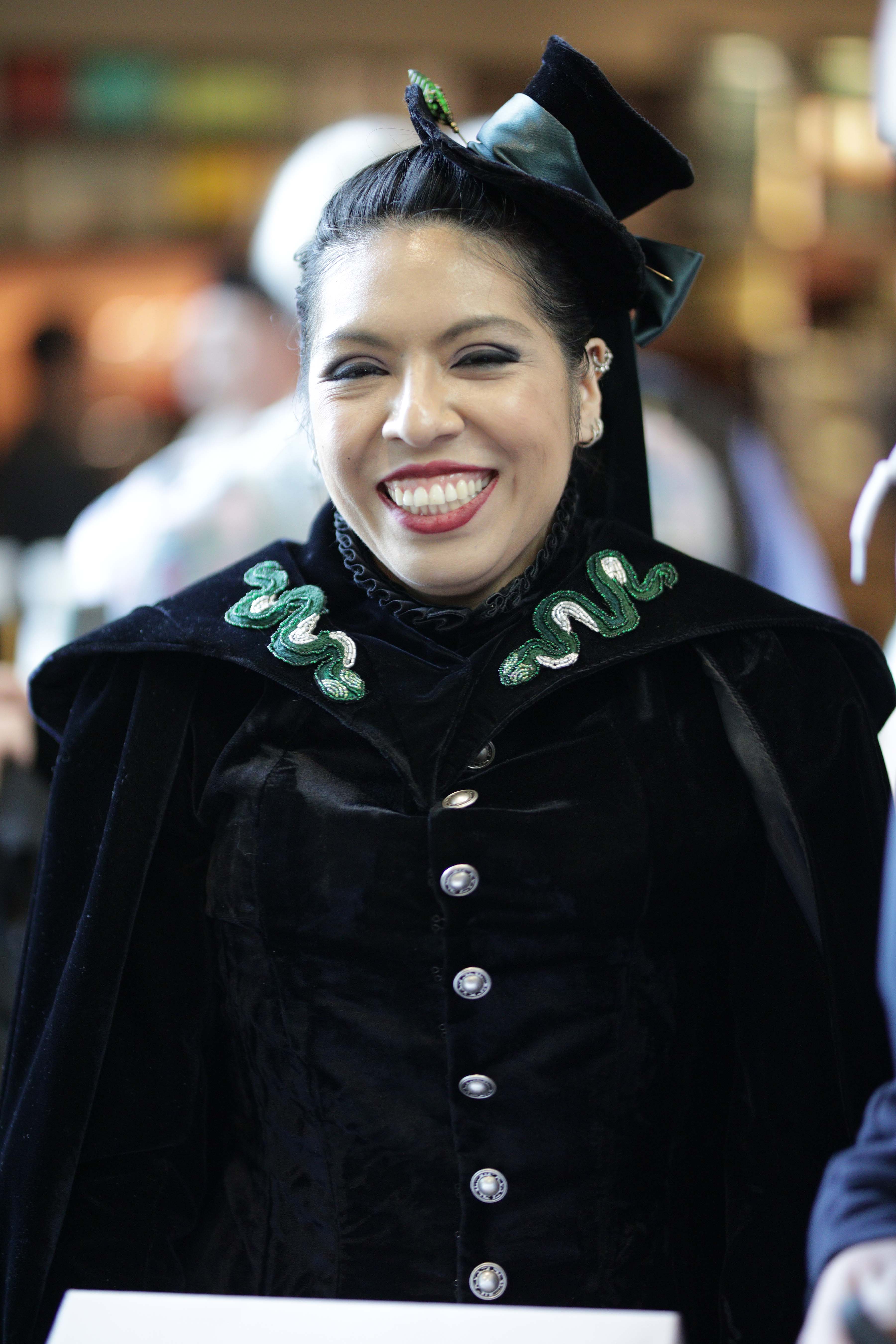 Costume College 2019 - 07.28 - 4 - Hallway 088.jpg