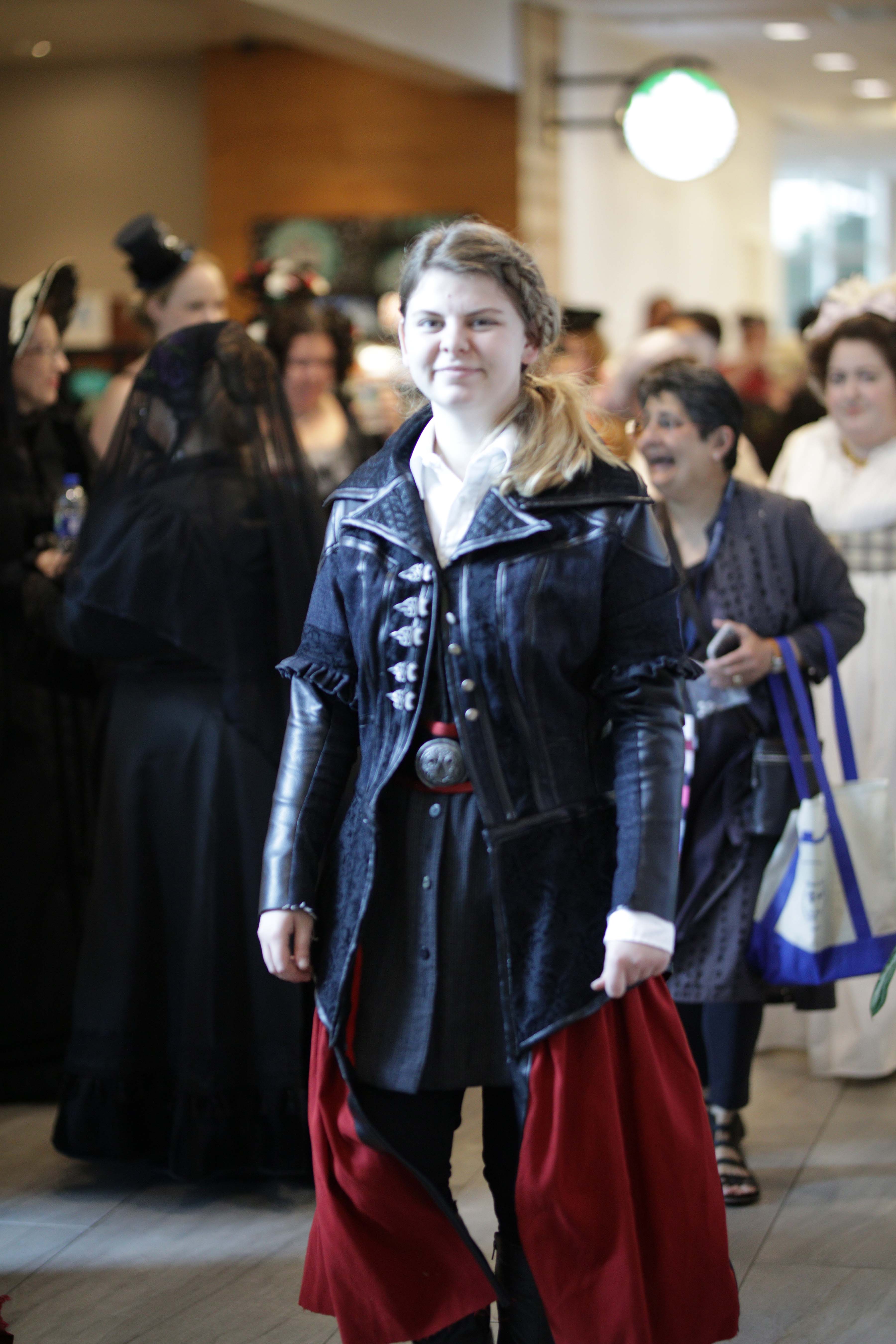 Costume College 2019 - 07.28 - 4 - Hallway 102.jpg