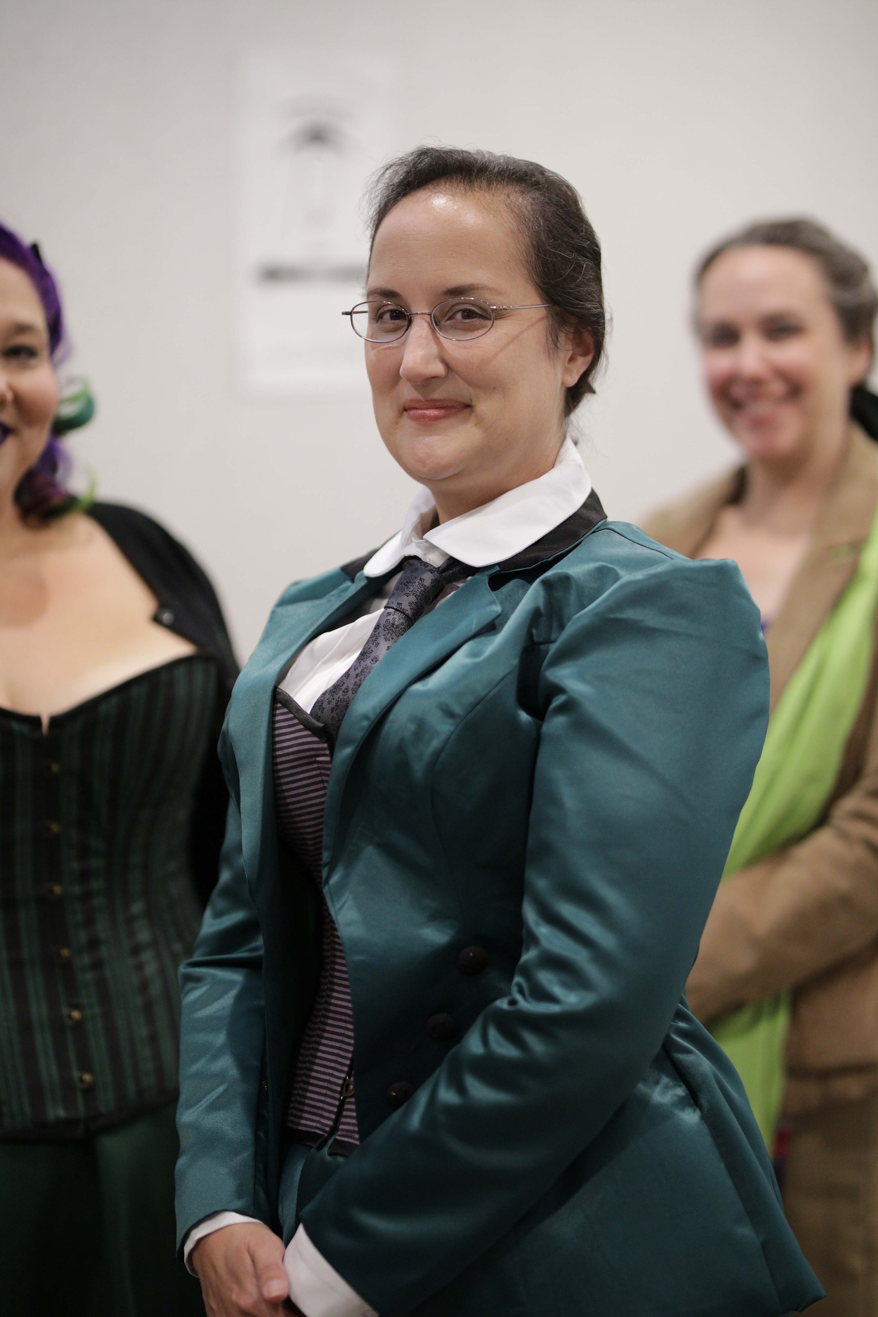 Costume College 2019 - 07.28 - 4 - Hallway 118.jpg
