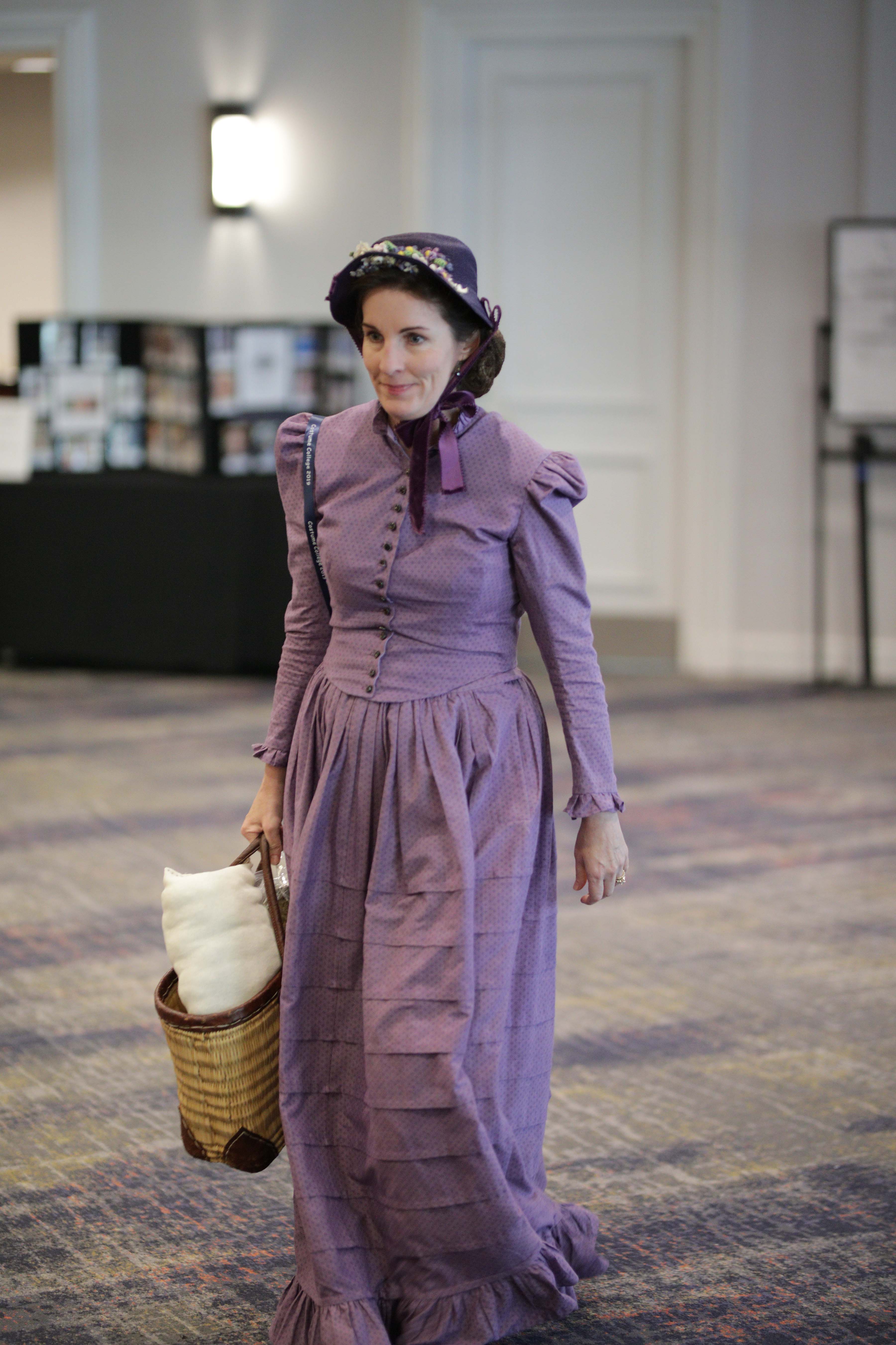 Costume College 2019 - 07.28 - 4 - Hallway 130.jpg