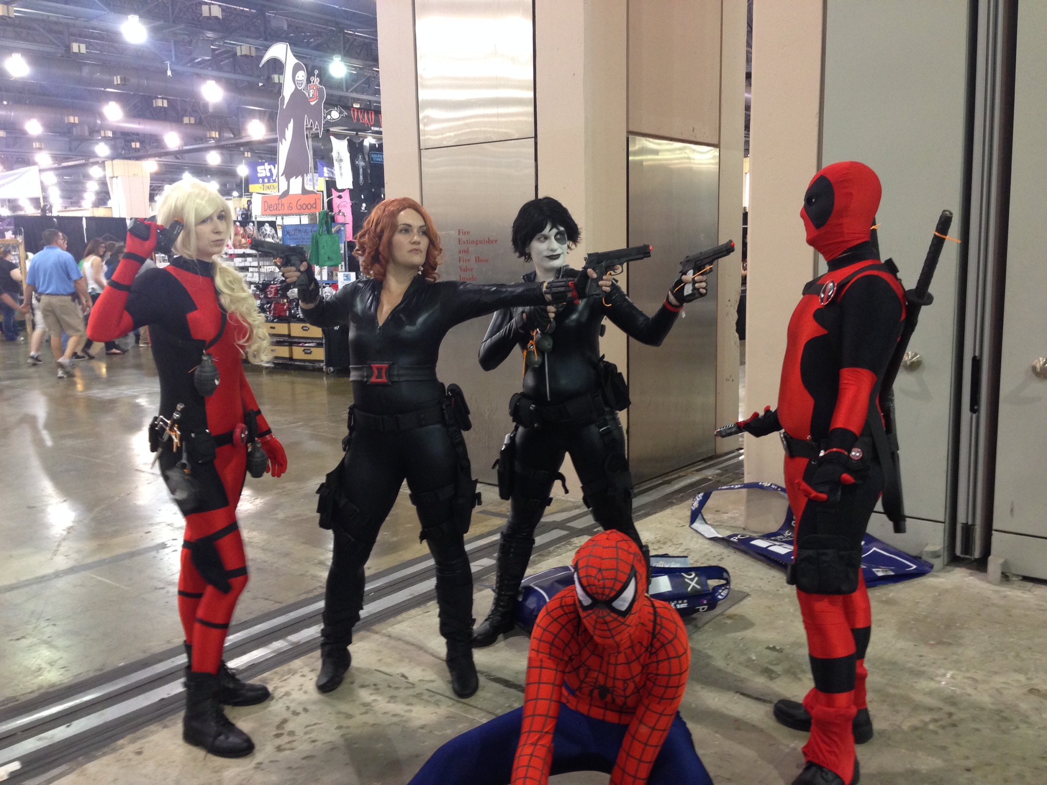 Domino, BW, Deadpools and spidey