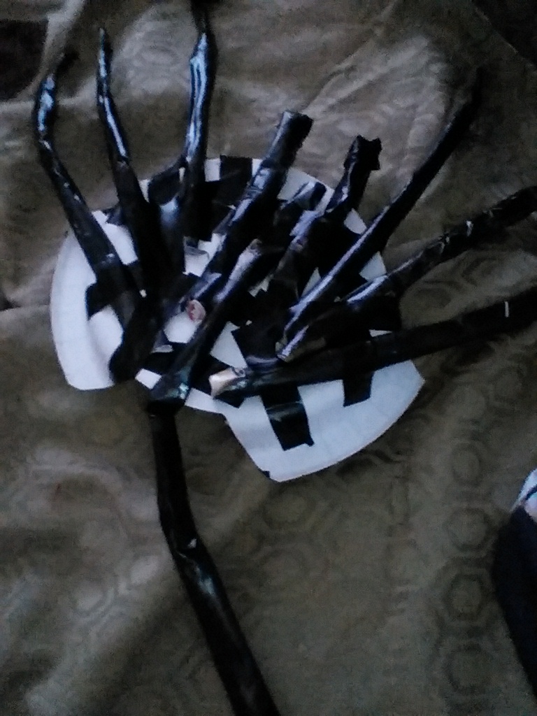 duct tape facehugger