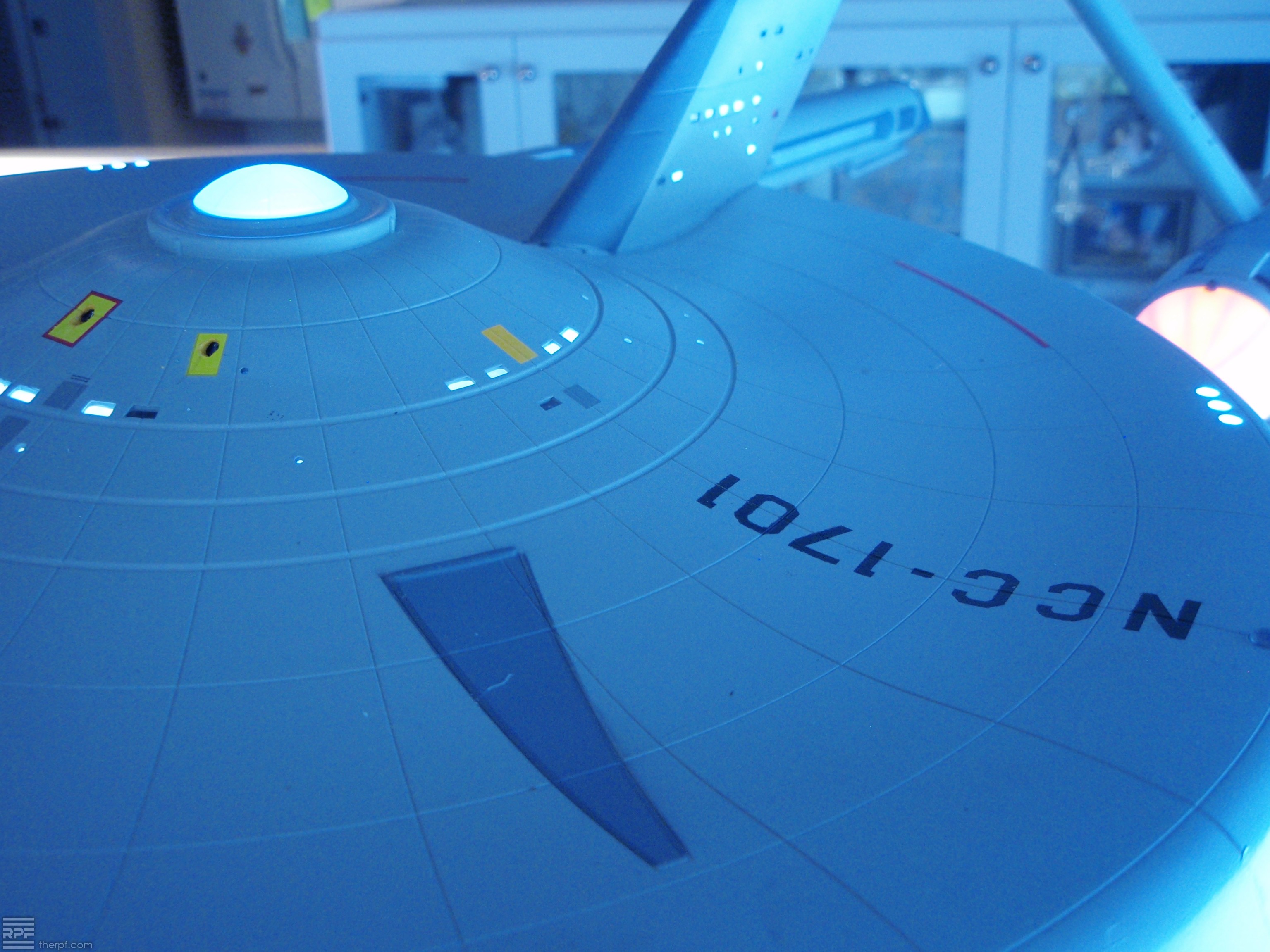 Enterprise NCC-1701 with laser