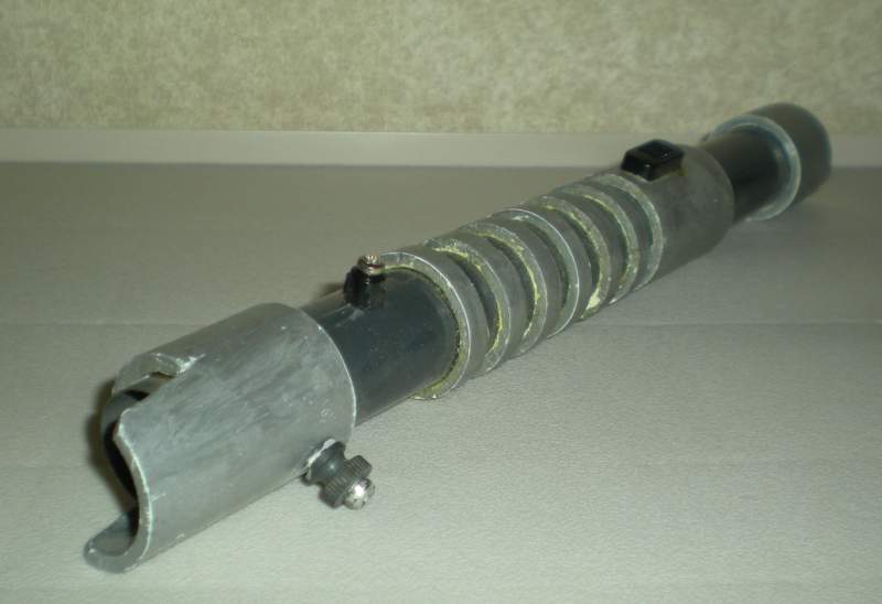 Functional hand prop, will hold a shaft