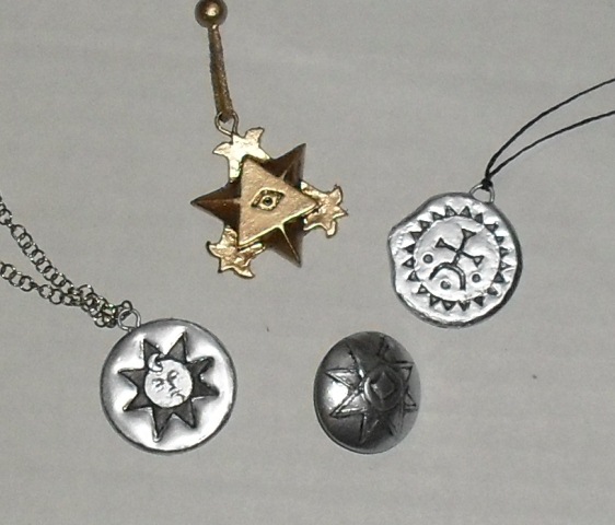 Hellboy Talismans; Edel Mischrasse, resurrection amulet, Cornelius Agrippa's charm, Bishop Zrinyi's Button,