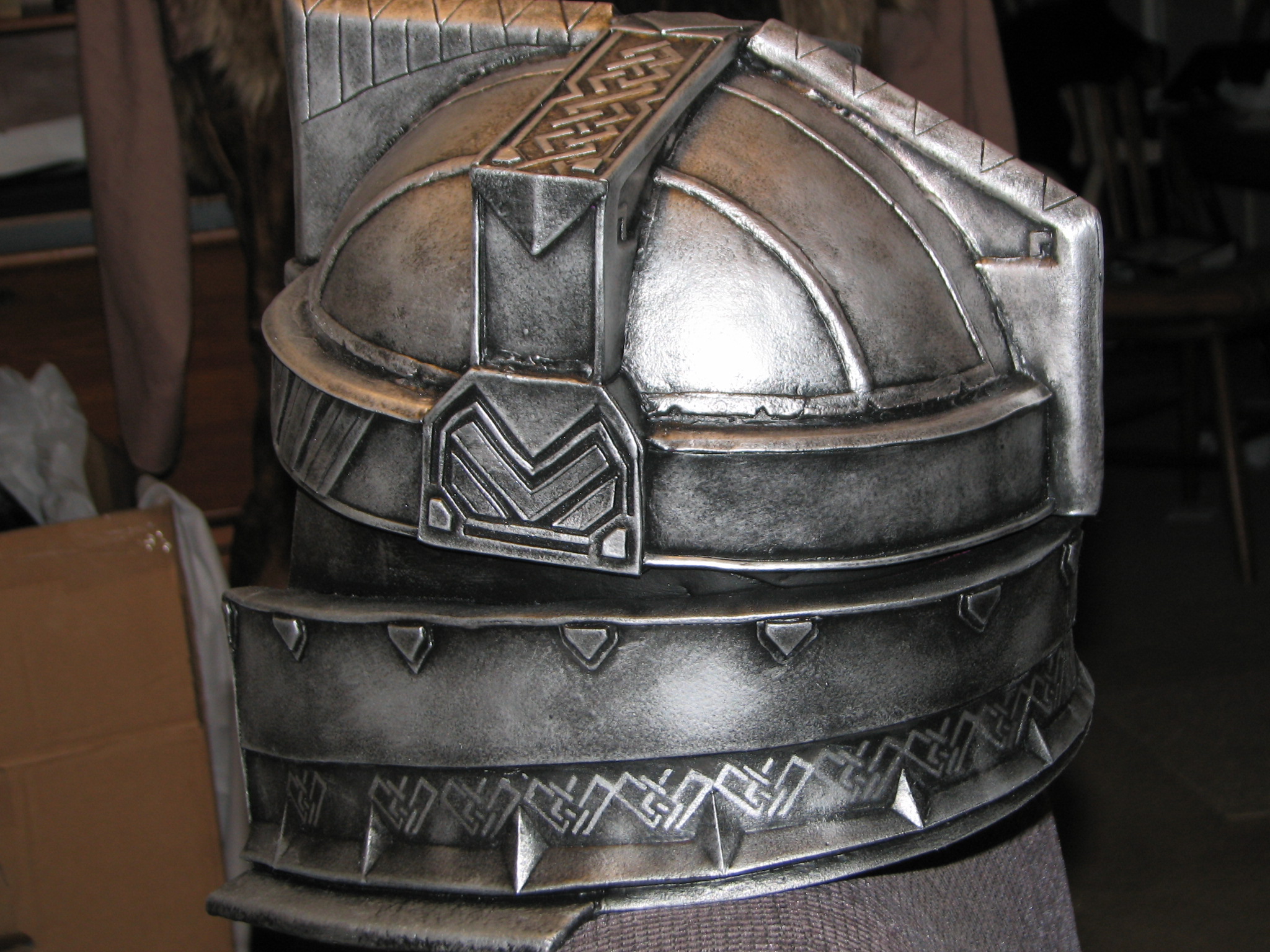 Helm2737