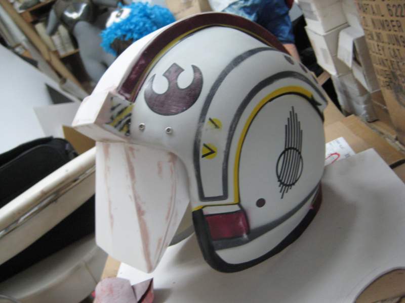 I converted a crappy halloween helmet into Lukes helmet.