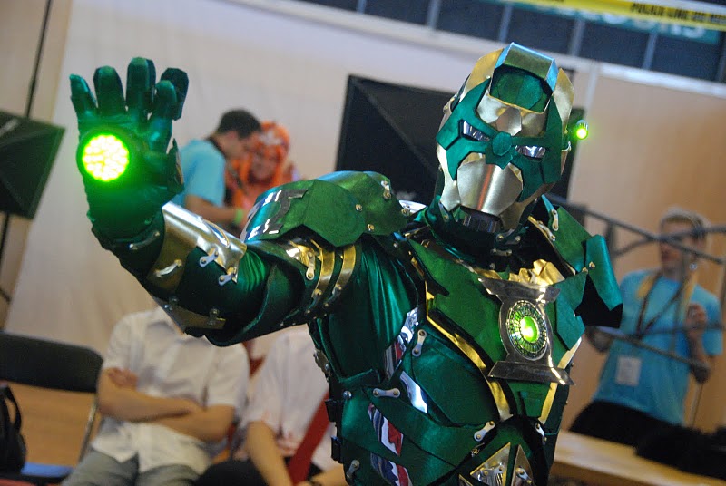 Iron Lantern
http://www.cosplayquest.fr/cosplay_iron_lantern.htm