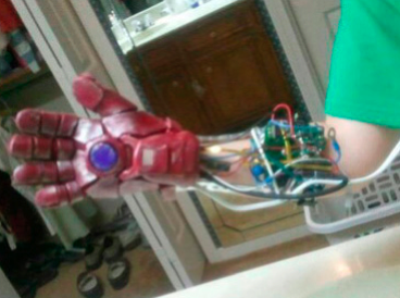 Iron Man glove