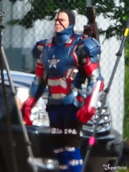 iron patriot iron man3 04 435x580