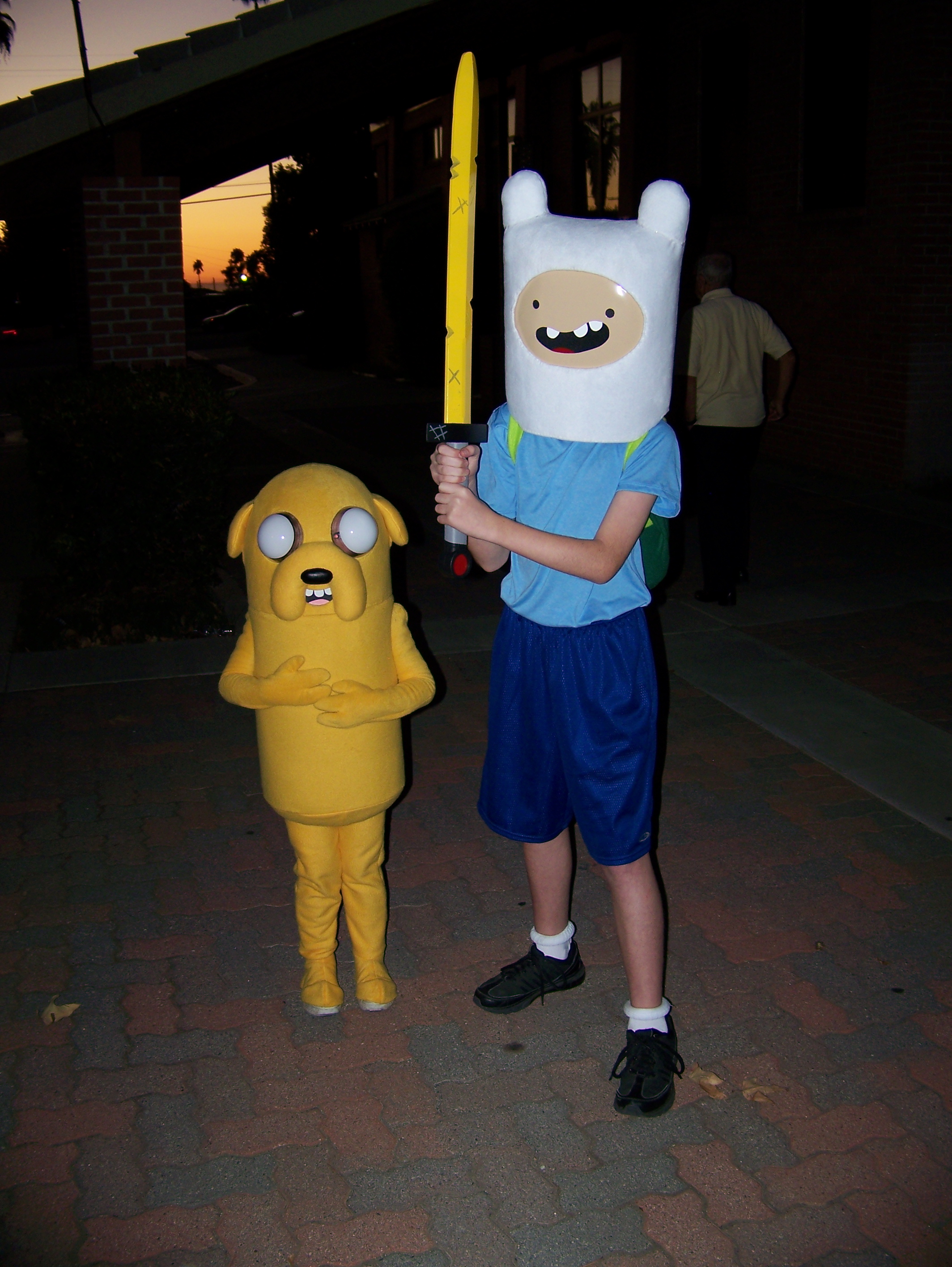 IT'S ADVENTURE TIME!