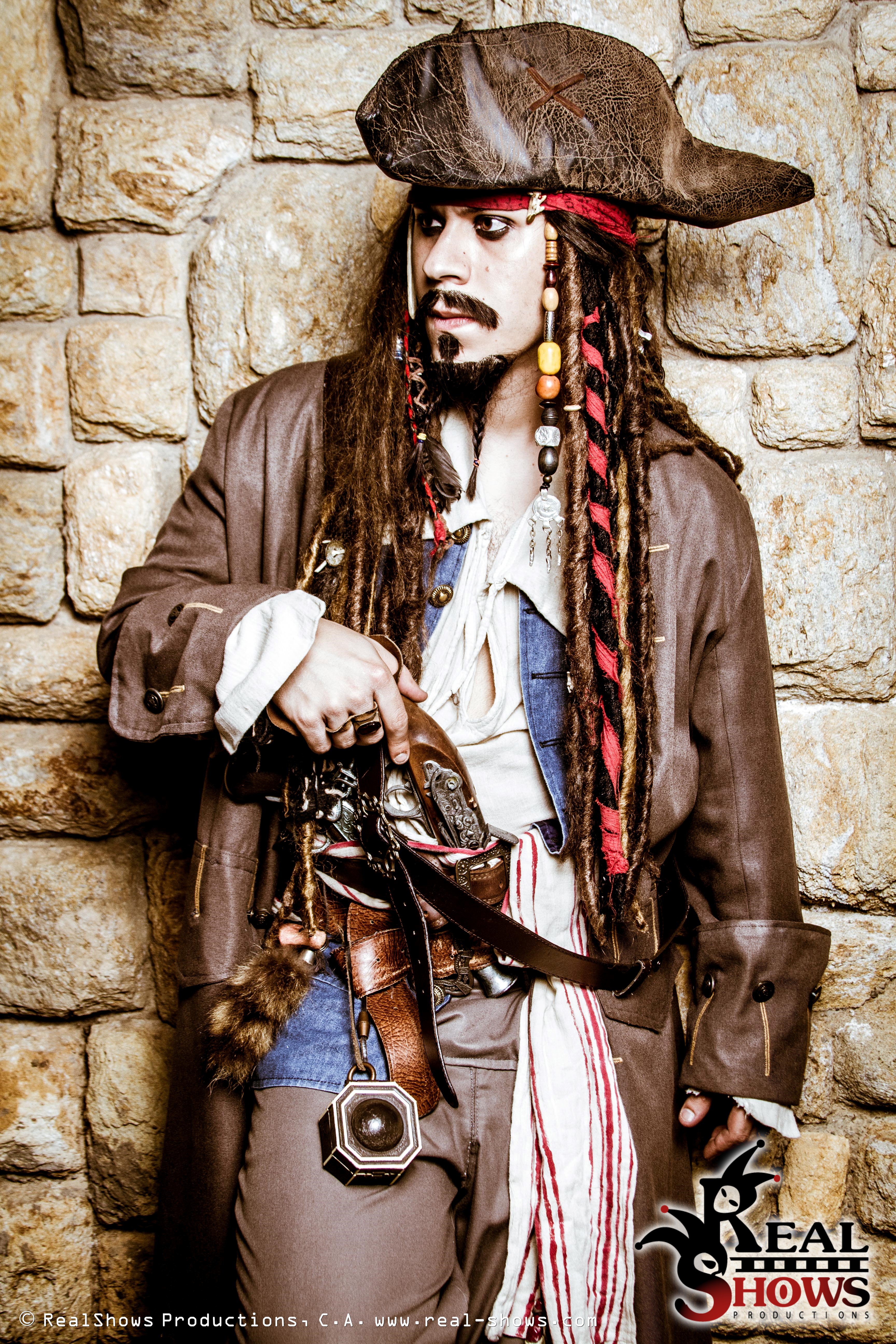Jack Sparrow (Pirates of the Caribbean)

Cosplay by: Manuslater
Photo: Mauricio Plaza (La Sopa)