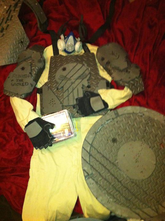 Just a general idea of what everything will look like when it's all put together, sans paint. I had not acquired the helmet when I took this :(
