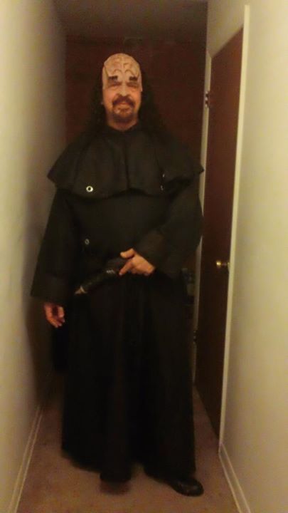 Klingon cloaked