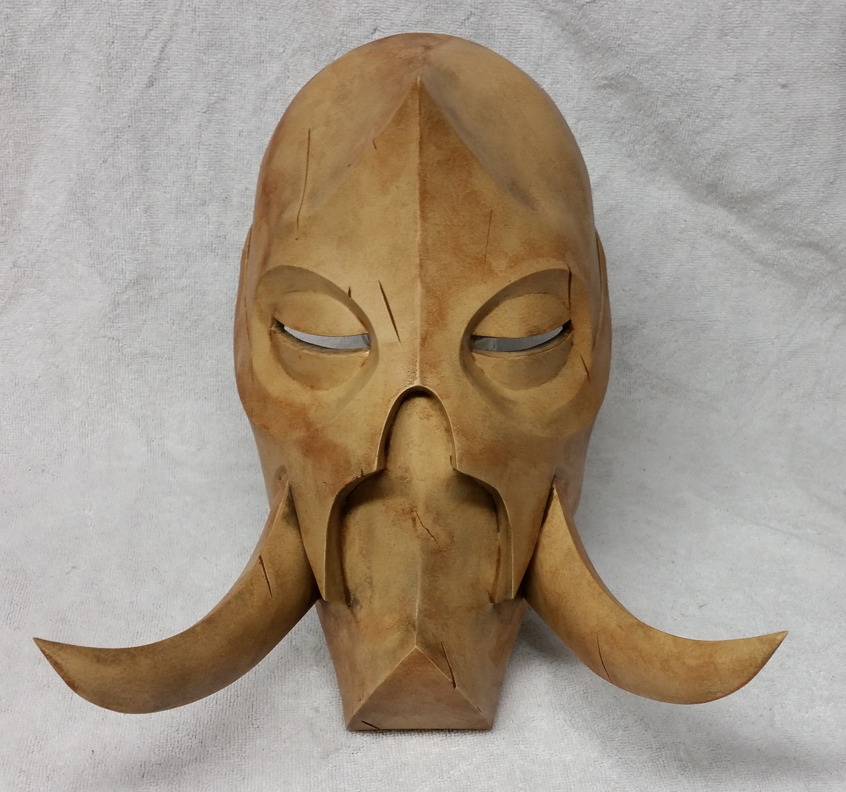 Konahrik Mask Prop