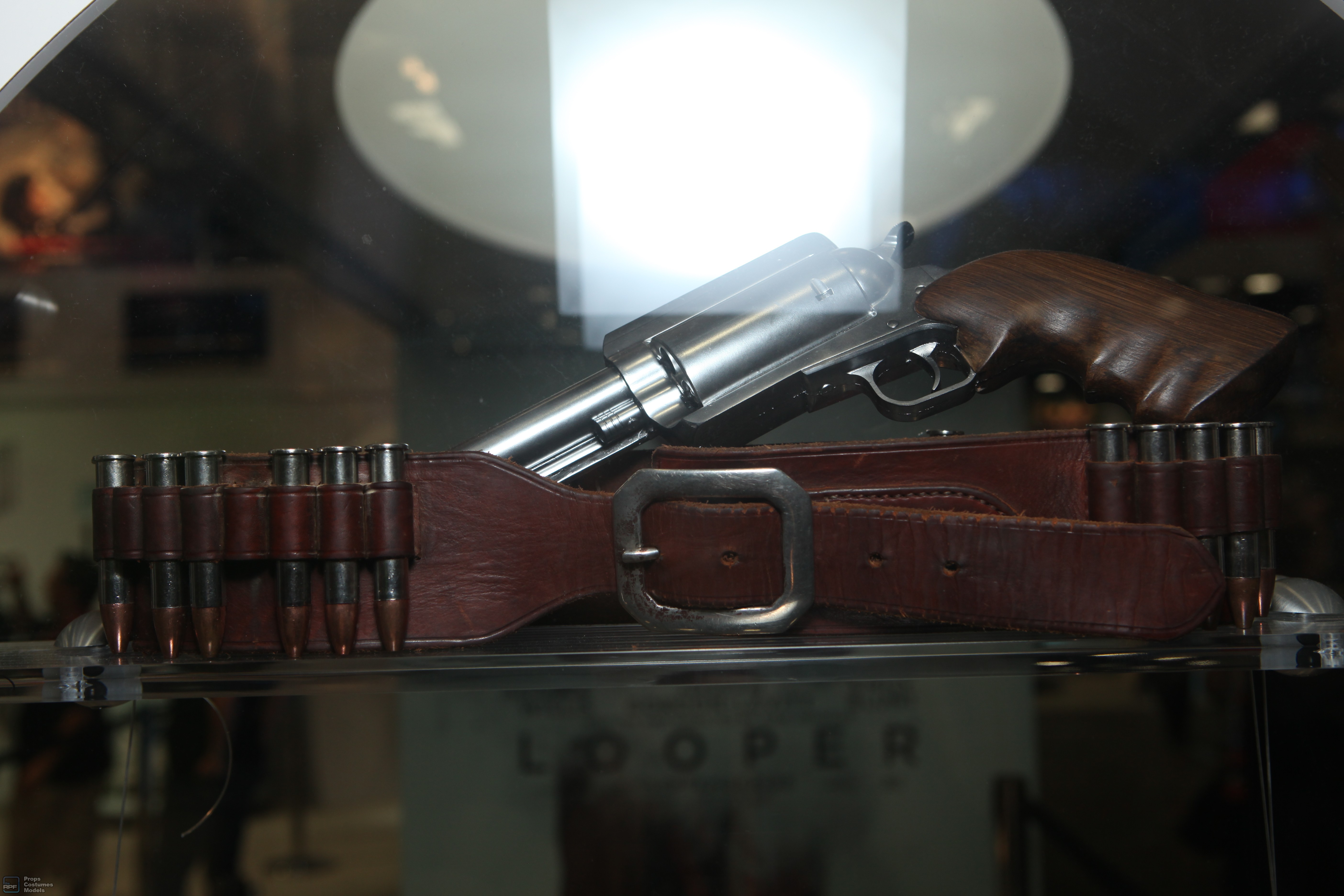 Looper - Pistol and Bullet Belt
