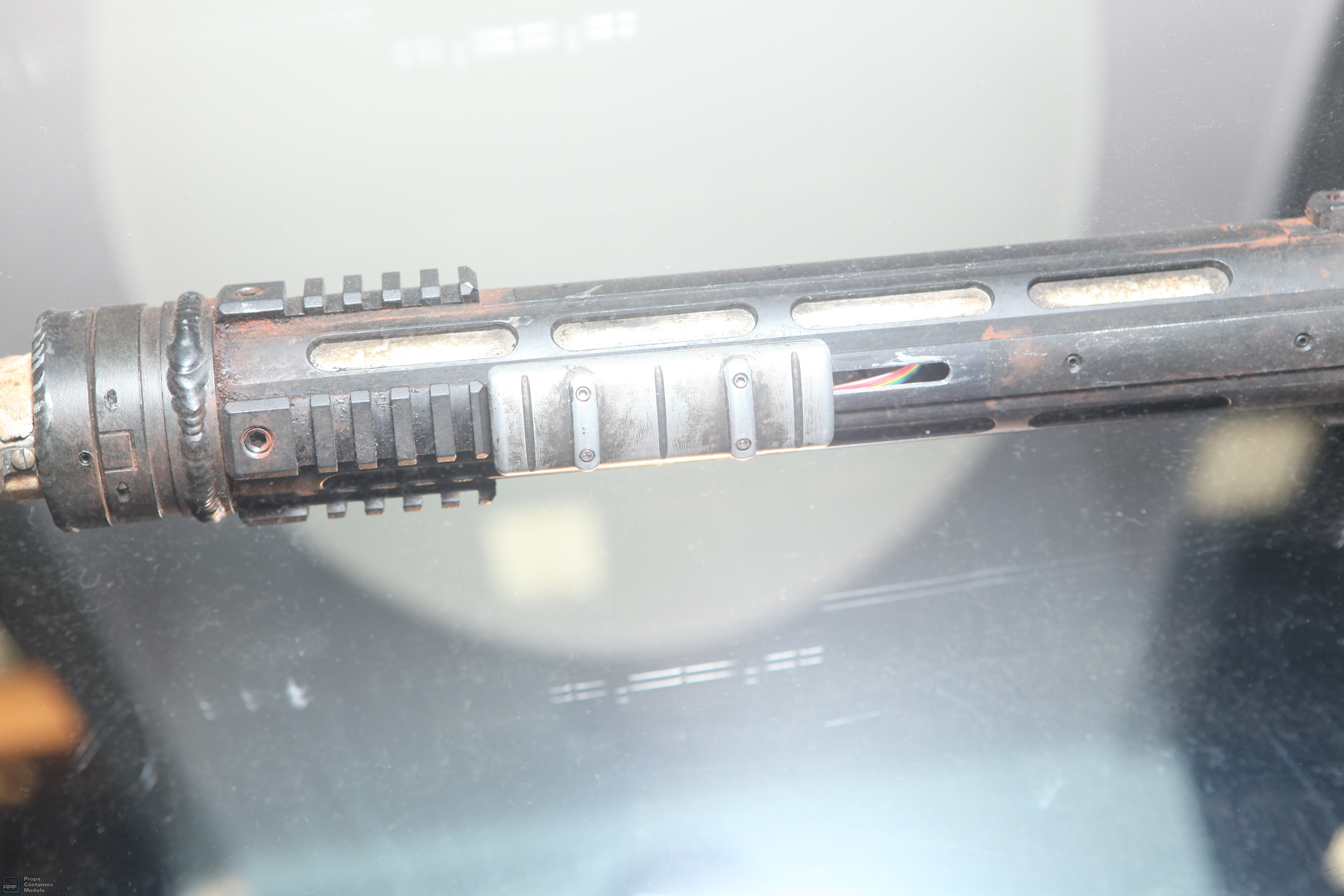 Looper - Shotgun
