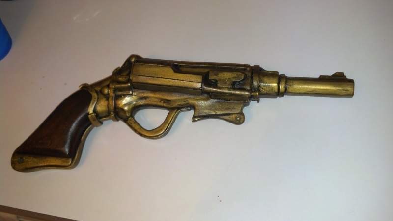 Mal Reynold's Pistol