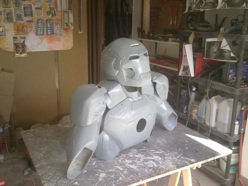 mark 8 real armor cosplay  iron man made dany bao 2012 venice it face book profile dany bao (3)