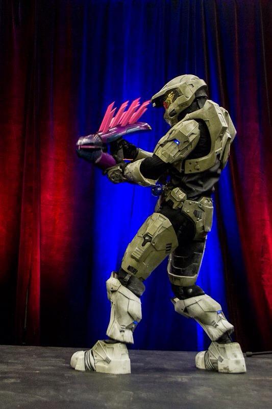 Master Chief with Needler