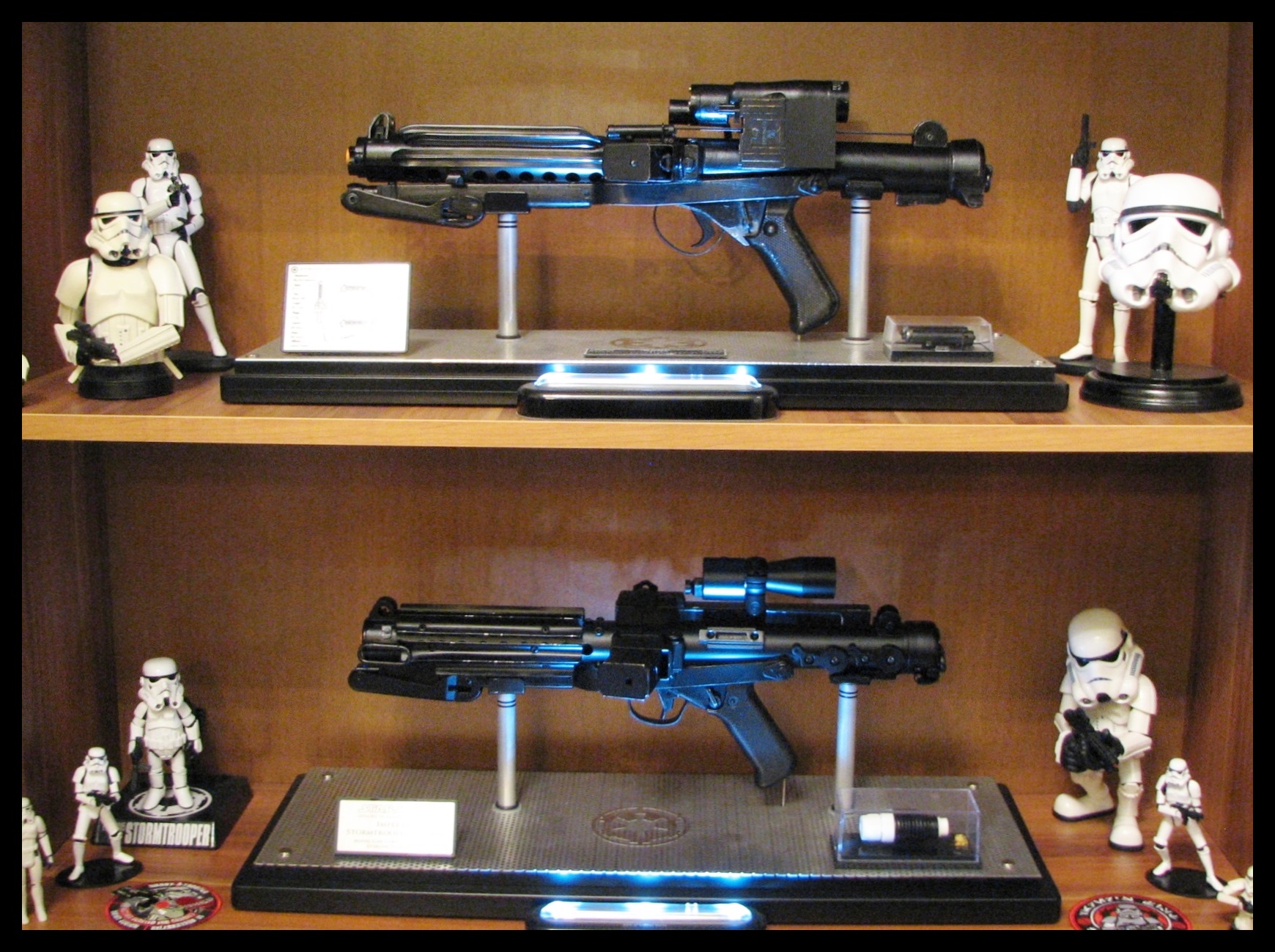 MGC ROTJ & Sterling ANH Stormtrooper blaster display