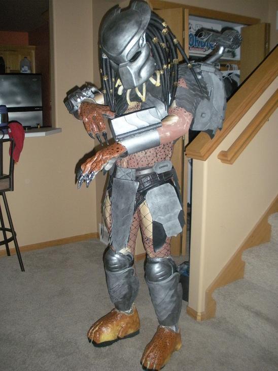 My complete over haul of my pred suit (2012)