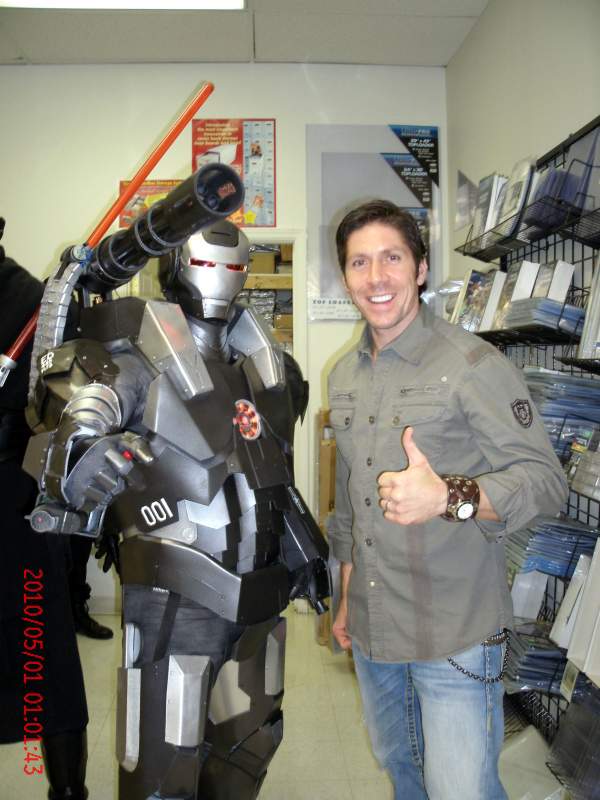 Oh yea that me with Ray Park