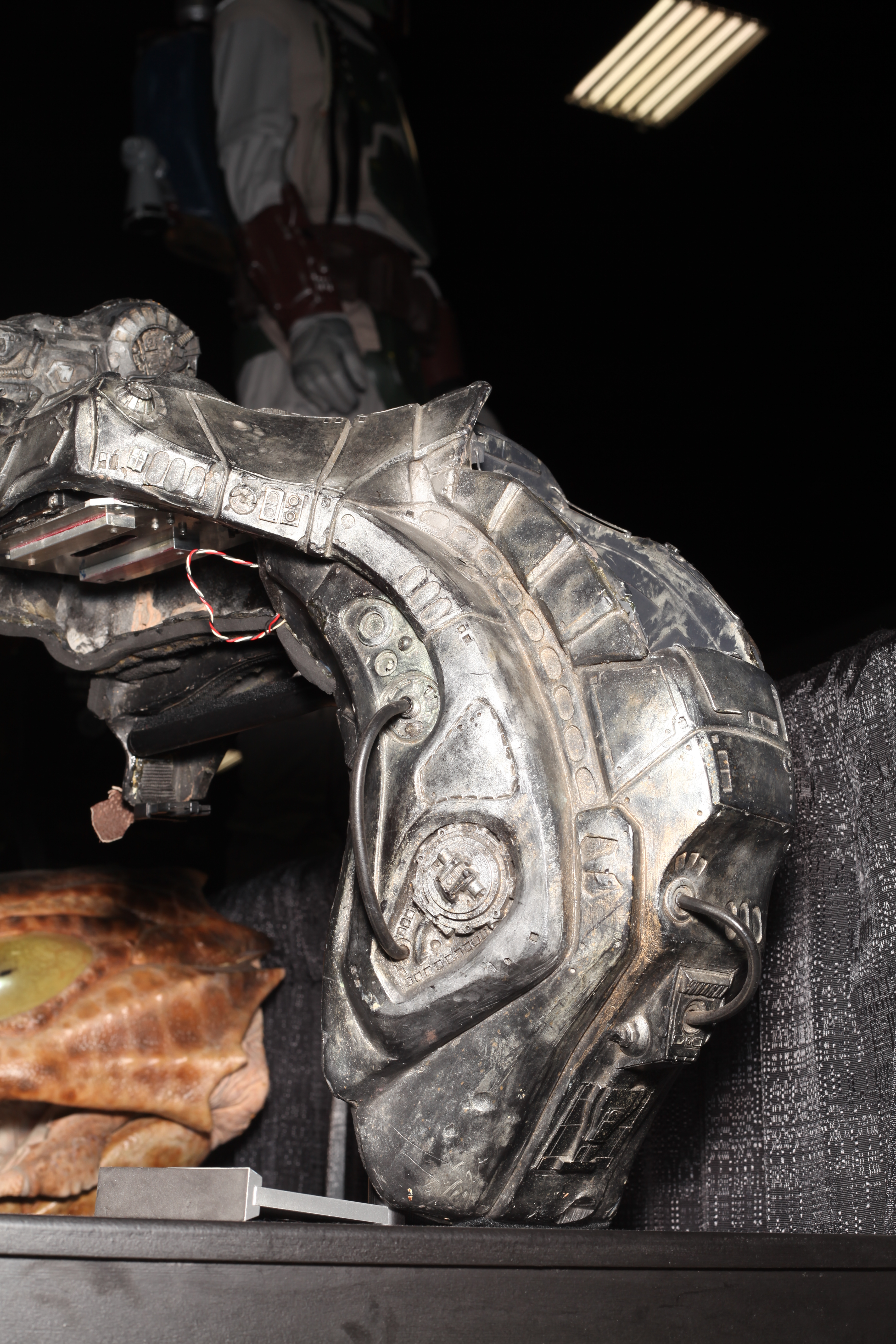 Predator Backpack And Shoulder Cannon 9