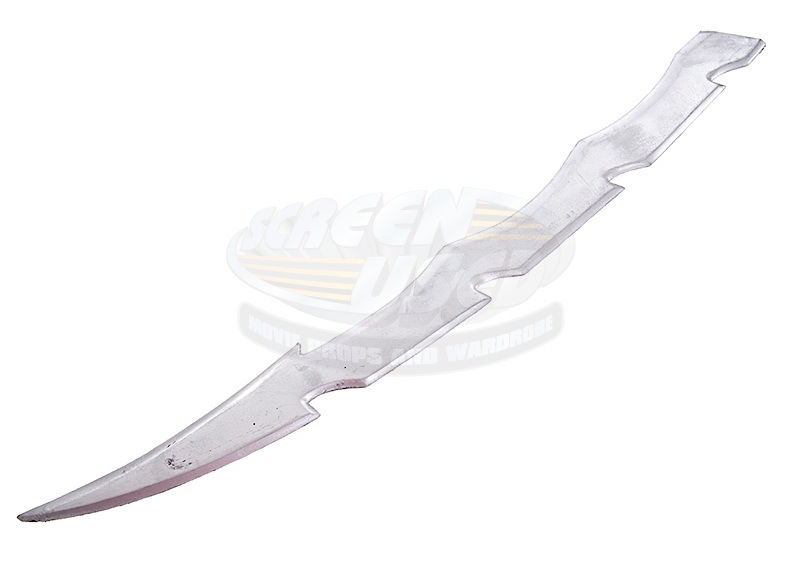 Predators:  Gauntlet Blade