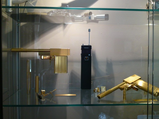 Prototype Golden Gun, First Generation on the right
