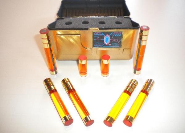 Quarks Isolinear Box and Rods