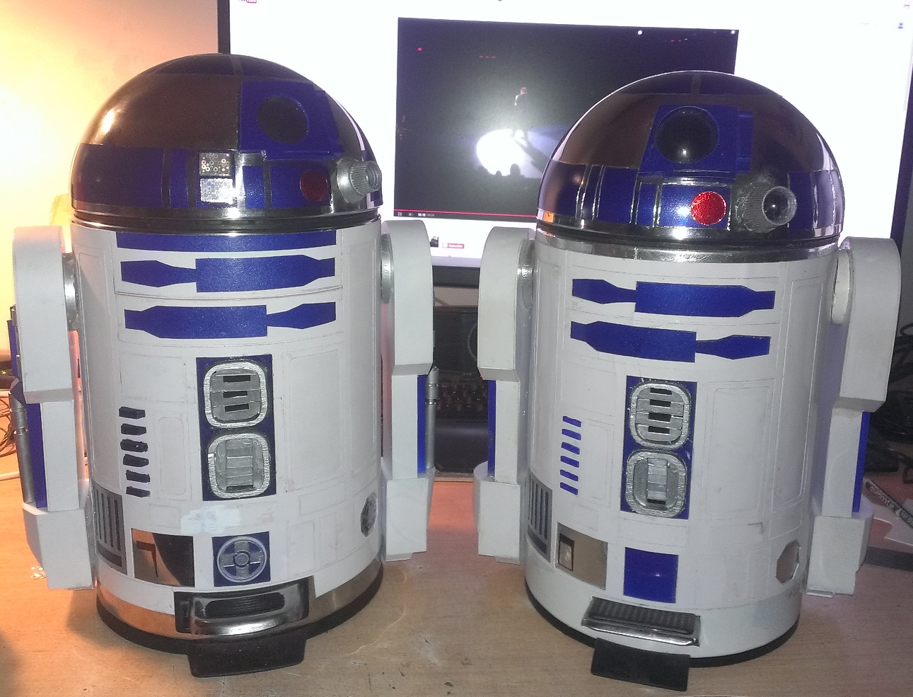 r2d2v2front