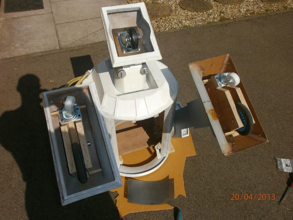 R5's first full leg assembly 2013